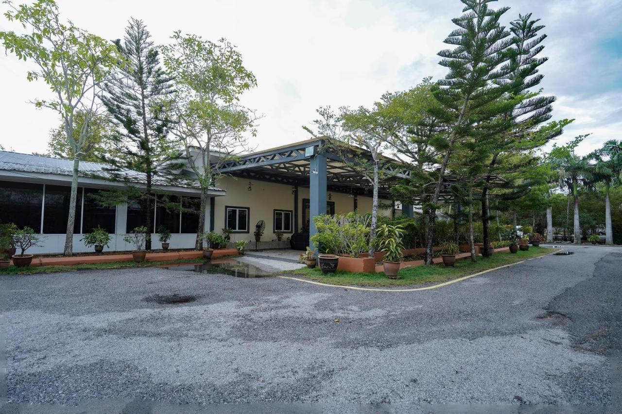Oyo 89849 Sekin Hotel And Resort Kuala Selangor Ngoại thất bức ảnh