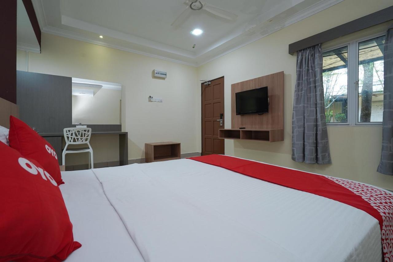 Oyo 89849 Sekin Hotel And Resort Kuala Selangor Ngoại thất bức ảnh