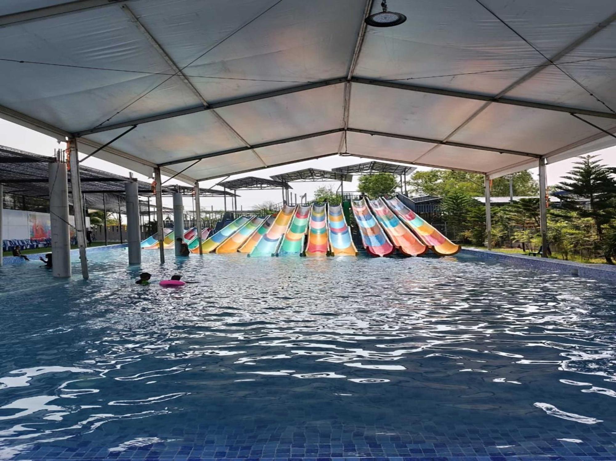 Oyo 89849 Sekin Hotel And Resort Kuala Selangor Ngoại thất bức ảnh