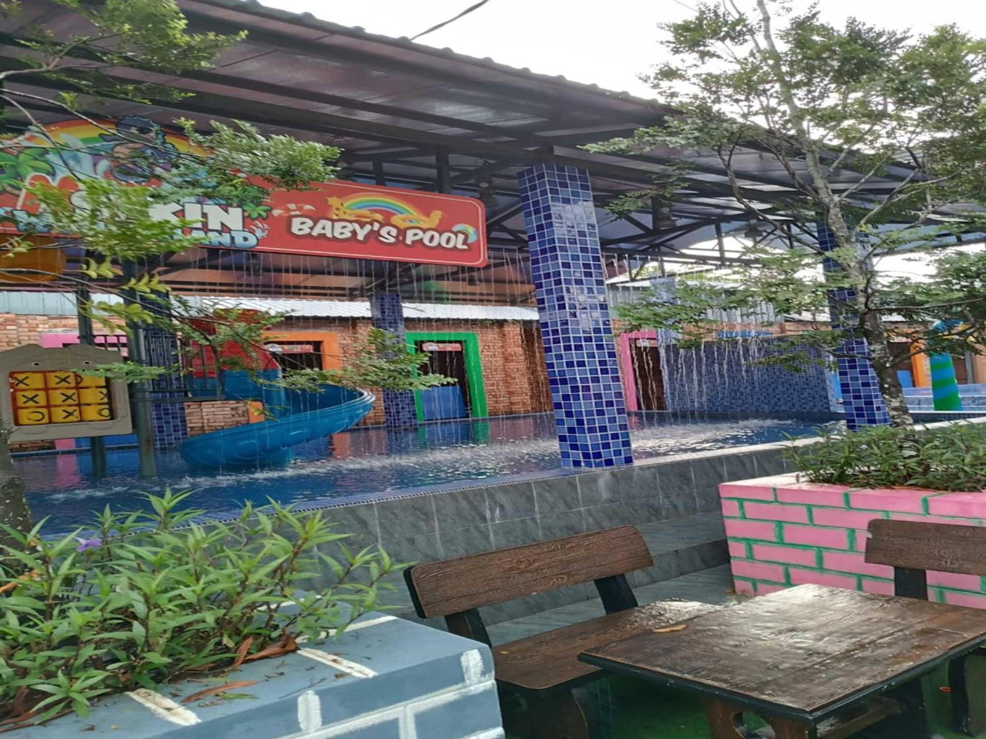 Oyo 89849 Sekin Hotel And Resort Kuala Selangor Ngoại thất bức ảnh