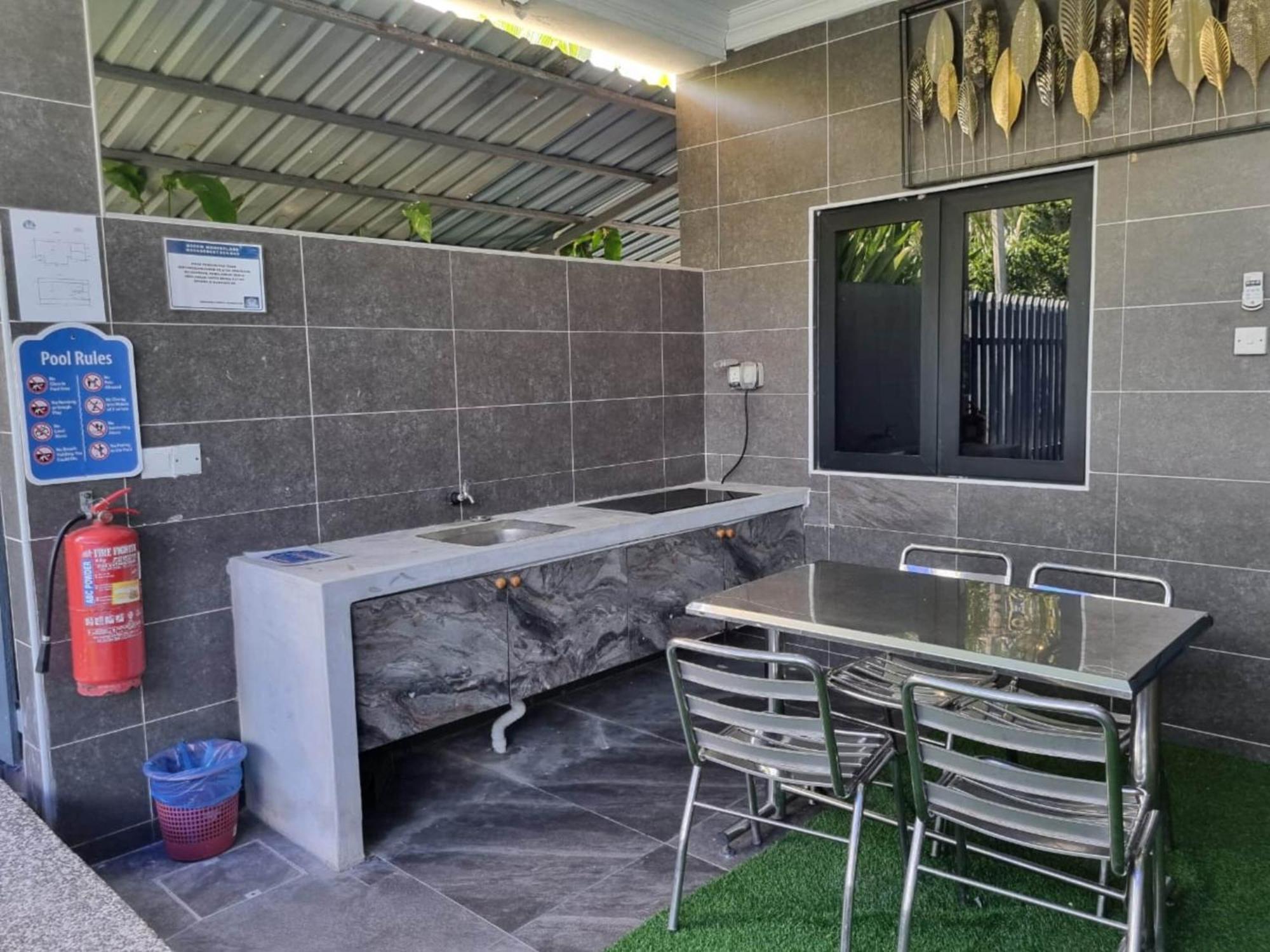 Oyo 89849 Sekin Hotel And Resort Kuala Selangor Ngoại thất bức ảnh
