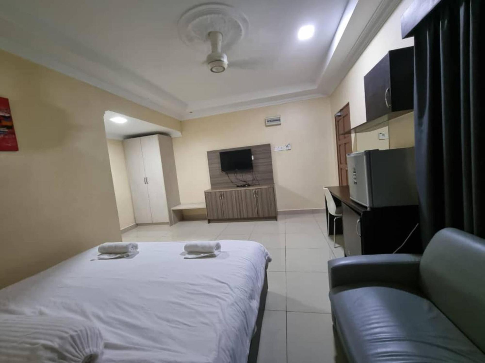 Oyo 89849 Sekin Hotel And Resort Kuala Selangor Ngoại thất bức ảnh