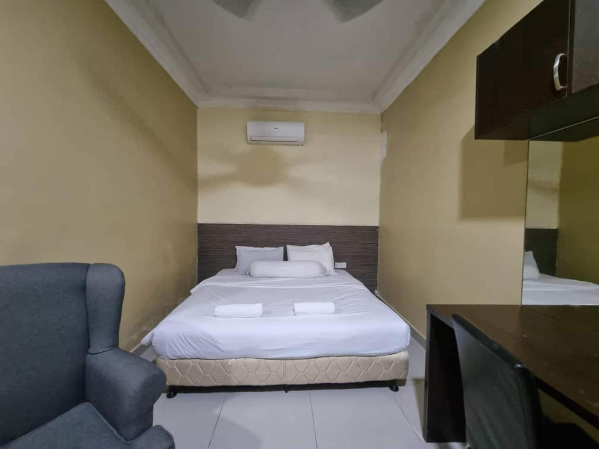 Oyo 89849 Sekin Hotel And Resort Kuala Selangor Ngoại thất bức ảnh